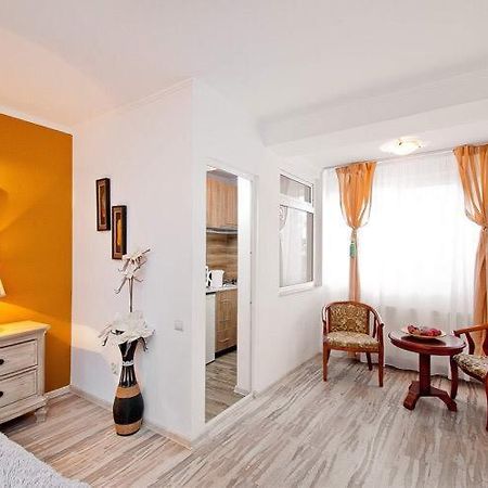 Lyla Apartment กาลาจิ ภายนอก รูปภาพ